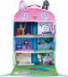 Preview: Schmidt Spiele Plüsch Gabby's Dollhouse Puppenhaus mit 3 Figuren und Lift 41 cm 42804