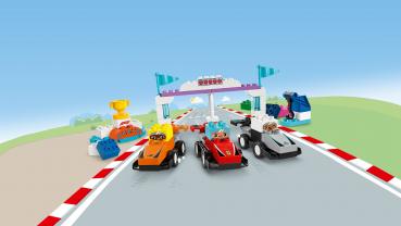 LEGO® DUPLO® F1® Team Rennautos mit Rennfahrern 70 Teile 10445