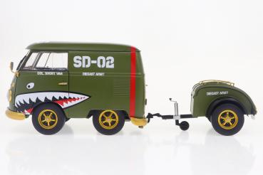 Solido Modellauto Maßstab 1:18 VW Volkswagen Kool Kombi Army Fighter 2023 S1810901