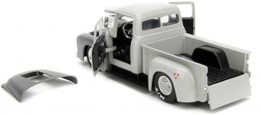 Jada Modellauto Hollywood Rides Street Fighter 1956 Ford Pickup mit Figur 1:24 253255057