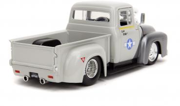 Jada Modellauto Hollywood Rides Street Fighter 1956 Ford Pickup mit Figur 1:24 253255057