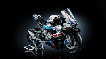 LEGO® Technic BMW M 1000 RR 1920 Teile 42130