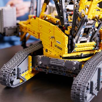 LEGO® Technic Liebherr LR 13000 Raupenkran 2883 Teile 42146