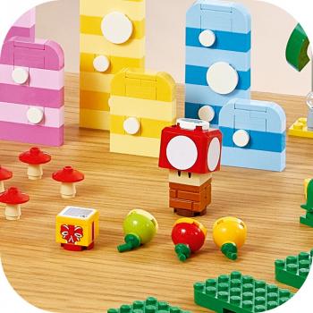 LEGO® Super Mario Kreativbox - Leveldesigner-Set 588 Teile 71418