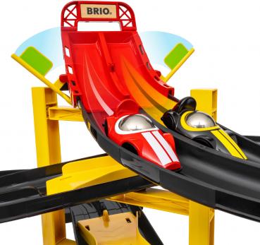 Brio Spielfahrzeug Spielset Rennbahn Turm mit zwei Rennwagen 30550