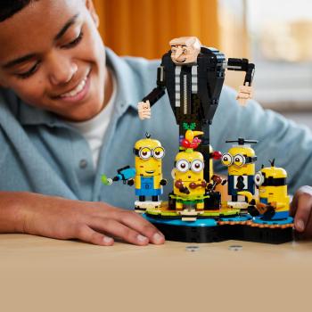 LEGO® Despicable Me Gru und die Minions aus LEGO® Steinen 839 Teile 75582