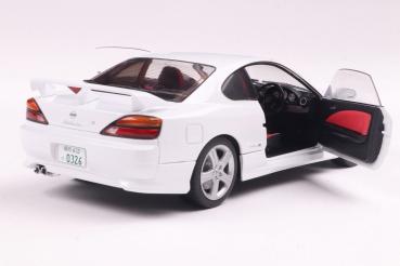 Solido Modellauto Maßstab 1:18 Nissan Silvia S15 SPEC-R AERO Aspen weiß 1999 S1812201