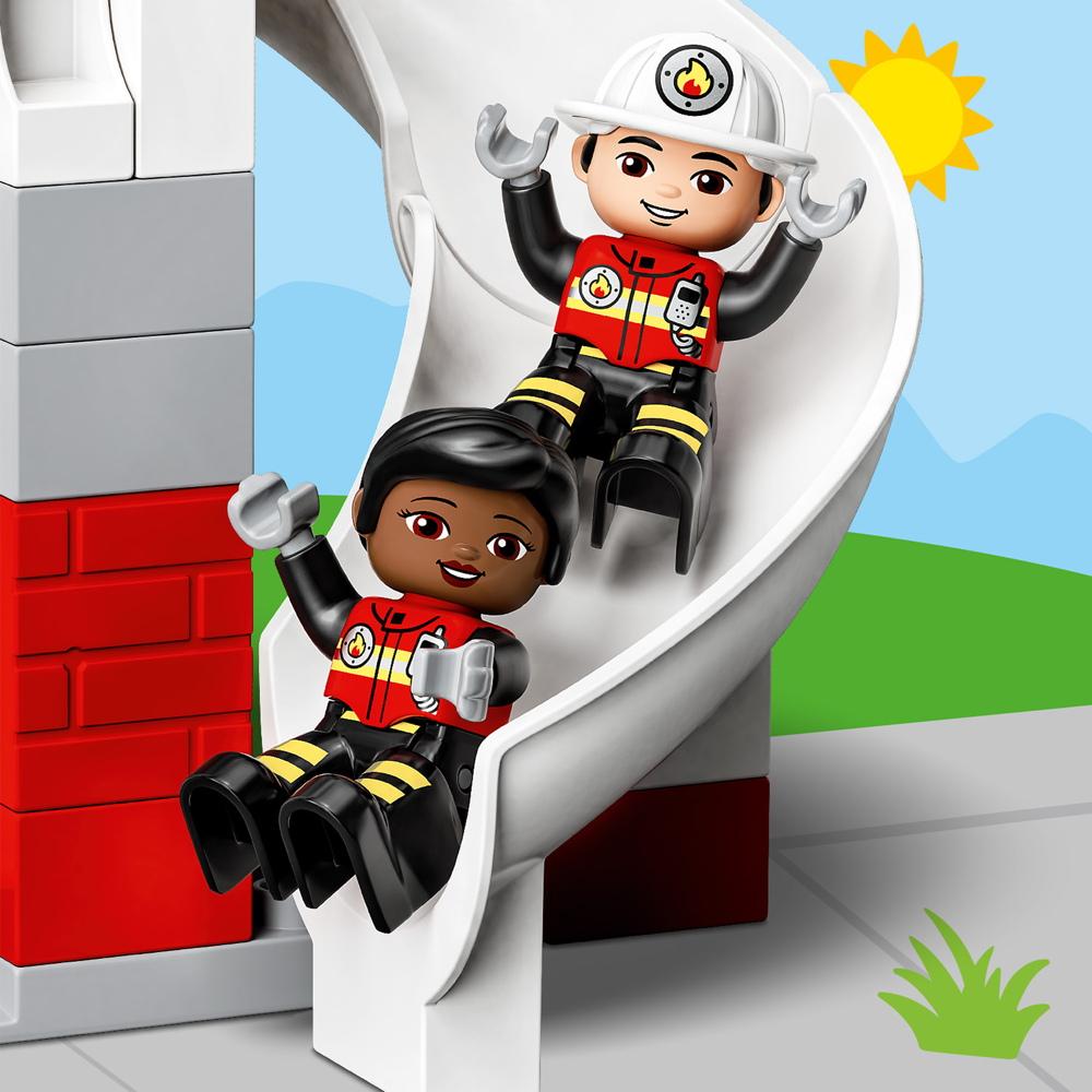 LEGO® DUPLO® Town Feuerwehrwache mit Hubschrauber 117 Teile 10970