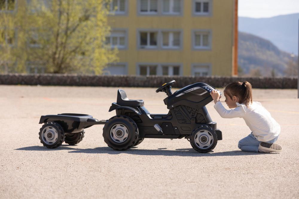 Smoby Outdoor Spielzeug Fahrzeug Traktor mit Anhänger Farmer XL schwarz 7600710131