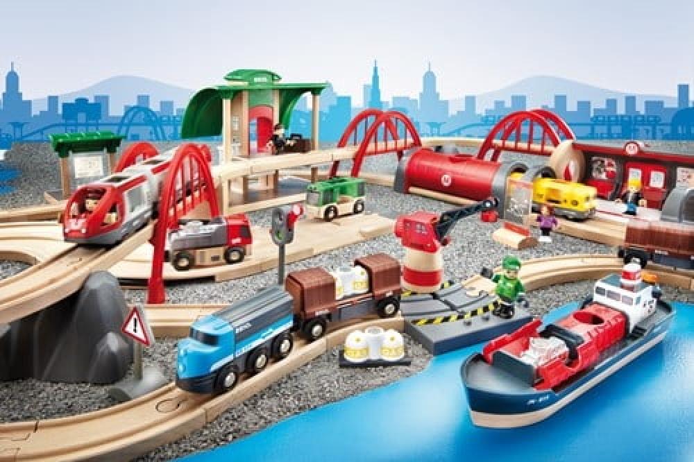 Brio World Eisenbahn Set Gebirgs Frachten Set Deluxe 49 Teile 36010