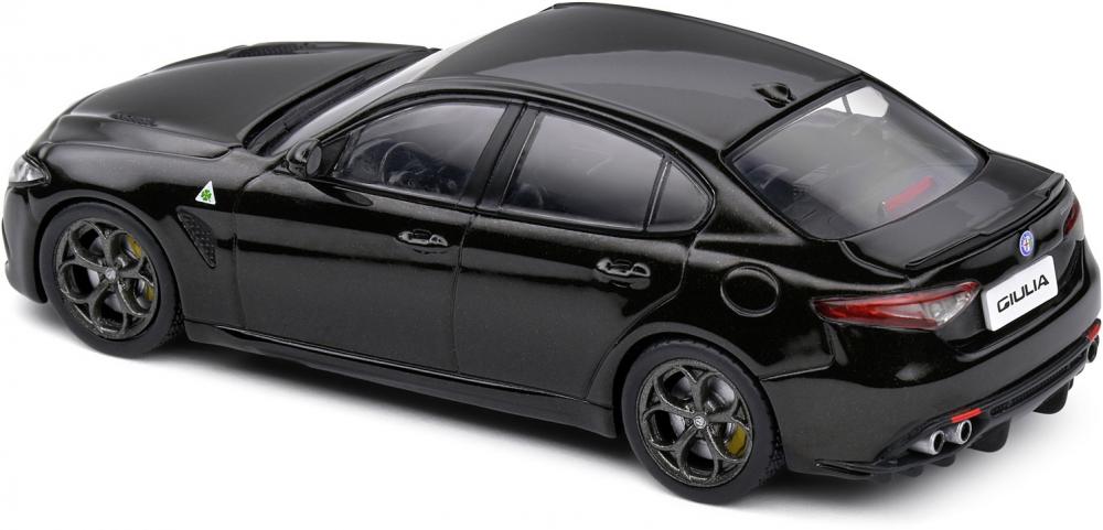 Solido Modellauto Maßstab 1:43 Alfa Romeo Giulia Quad schwarz 2019 S4313107