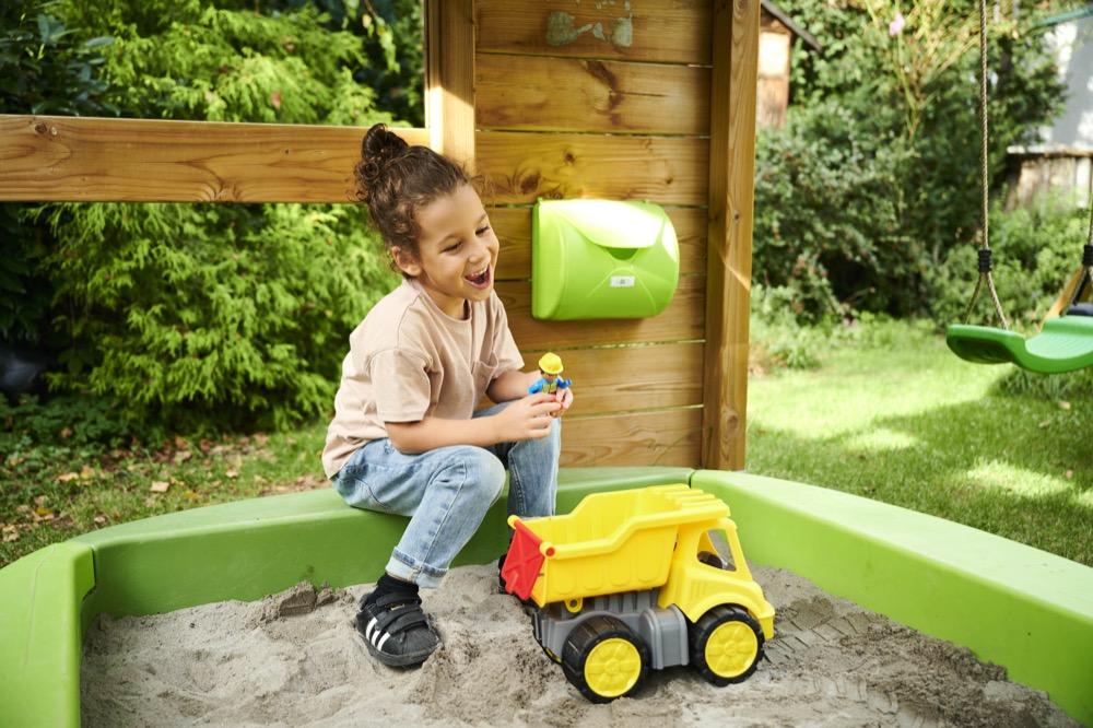 BIG Indoor / Outdoor Spielzeug Fahrzeug Power Worker Midi Kipper + Figur 800054836