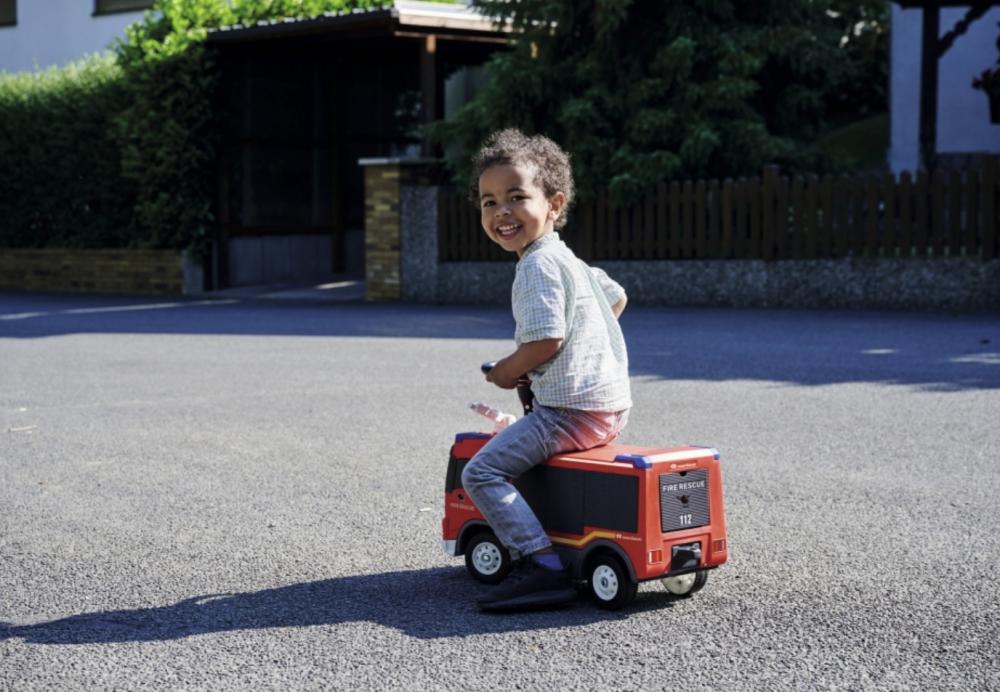 BIG Outdoor Spielzeug Fahrzeug Bobby Car Baby Feuerwehr VOLVO Rosenbauer 800055326