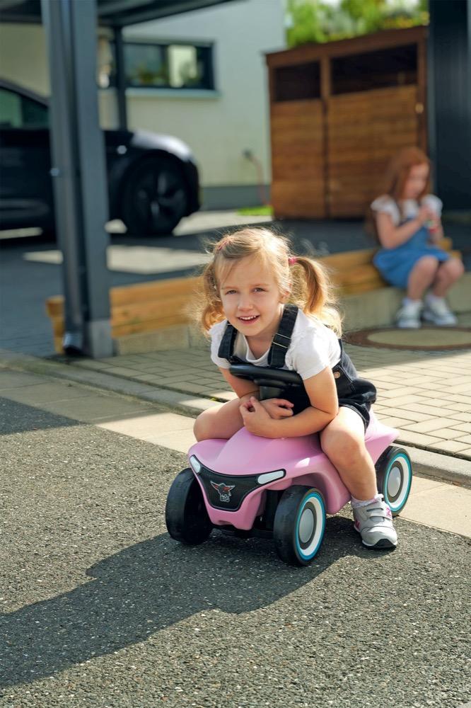 BIG Outdoor Spielzeug Fahrzeug Bobby Car Neo rosé 800056246