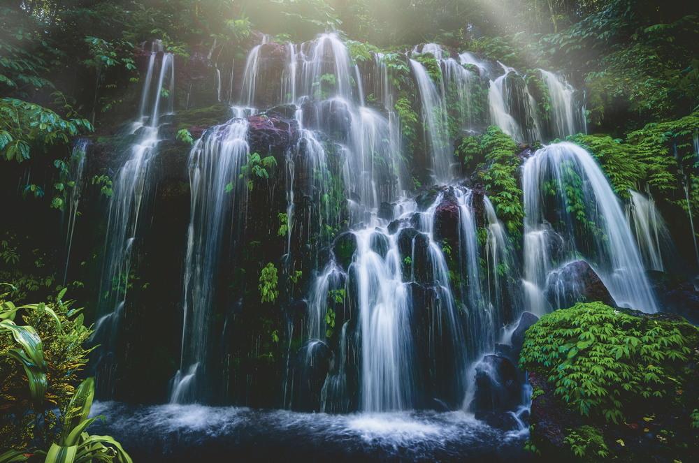 3000 Teile Ravensburger Puzzle Wasserfall auf Bali 17116