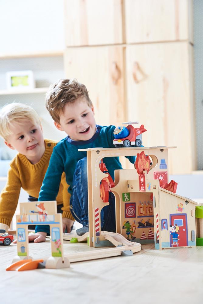 HABA Kugelbahn Grundpackung Kullerbü Spielbahn Feuerwehrwache 1304847001