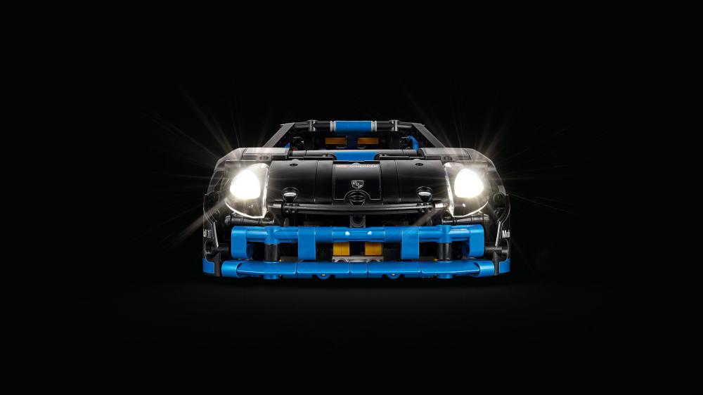 LEGO® Technic Porsche GT4 e-Performance Rennwagen 834 Teile 42176