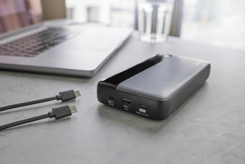 Intenso Powerbank HE25000 PD 3.1 25000 mAh max. 140 W 1x USB Typ A und 2x USB-C OUT