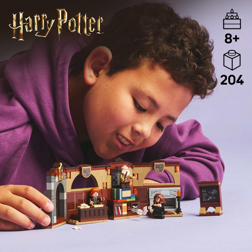 LEGO® Harry Potter™ Schloss Hogwarts™: Zauberkunstunterricht 204 Teile 76442