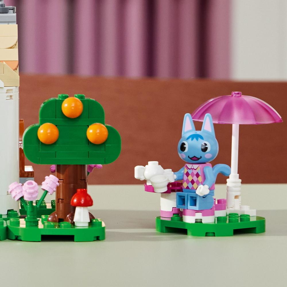 LEGO® Animal Crossing™ Nooks Laden und Sophies Haus 535 Teile 77050