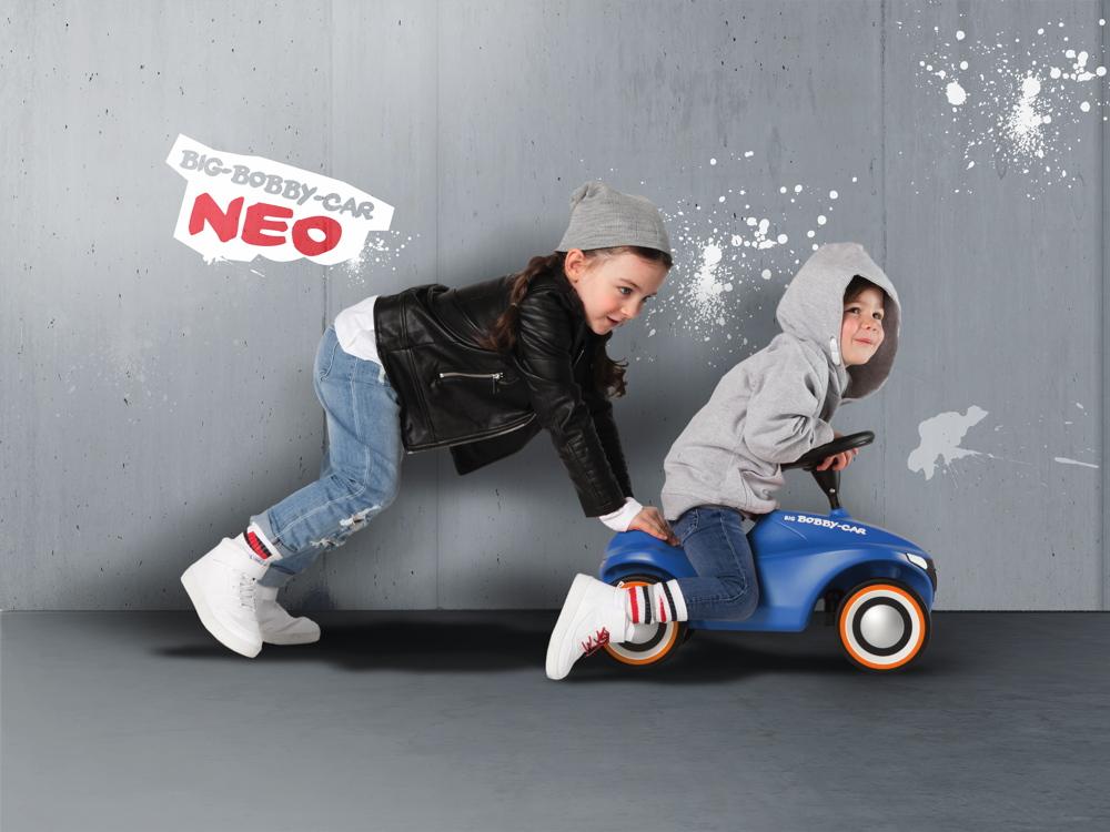 BIG Outdoor Spielzeug Fahrzeug Bobby Car Neo blau 800056241