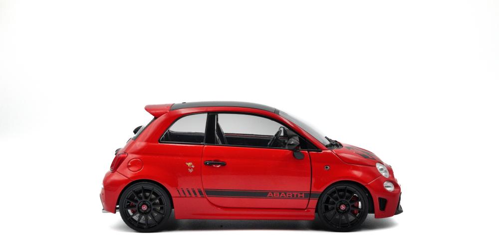 Solido Modellauto Maßstab 1:18 Fiat F595 Abarth Rosso Maranello 2022 S1811305